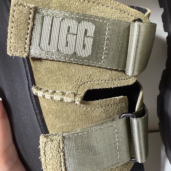 UGG Green and Black Sandals Platform Style - Picture 3 of 5